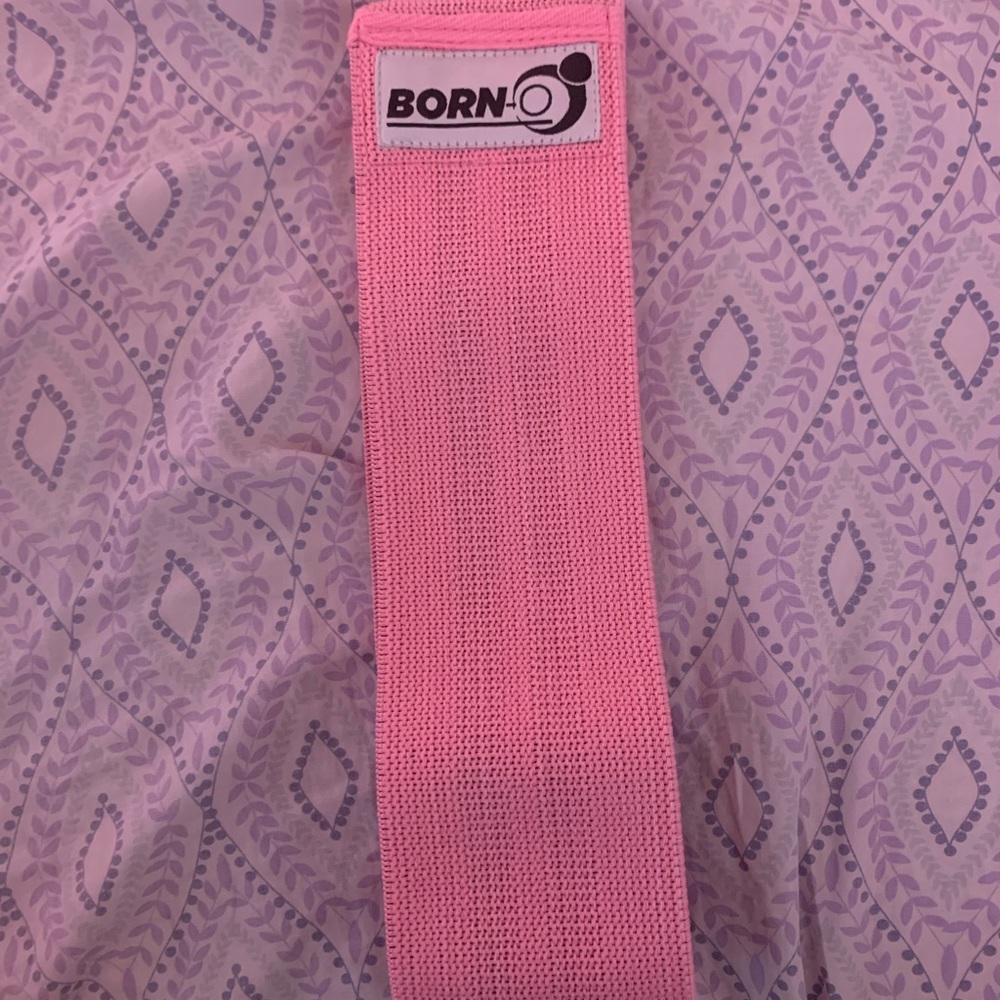 Born-O resistance band in the size small